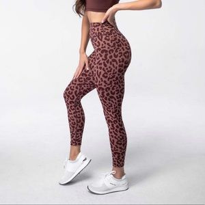Balance Athletica The Ascend Legging
